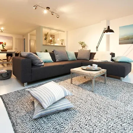 Furnished شقة *