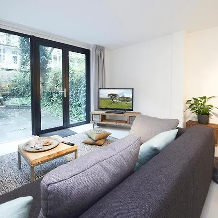 Furnished شقة
