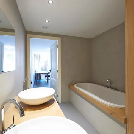Furnished أمستردام